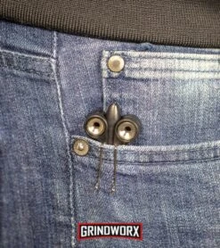 BaliYo By Spyderco Butterfly Pen Flipper Orange/Blue -Kershaw Store BaliYo by Spyderco Pen Butterfly Flipper Black BHQ 4501 kp in pocket web large 2